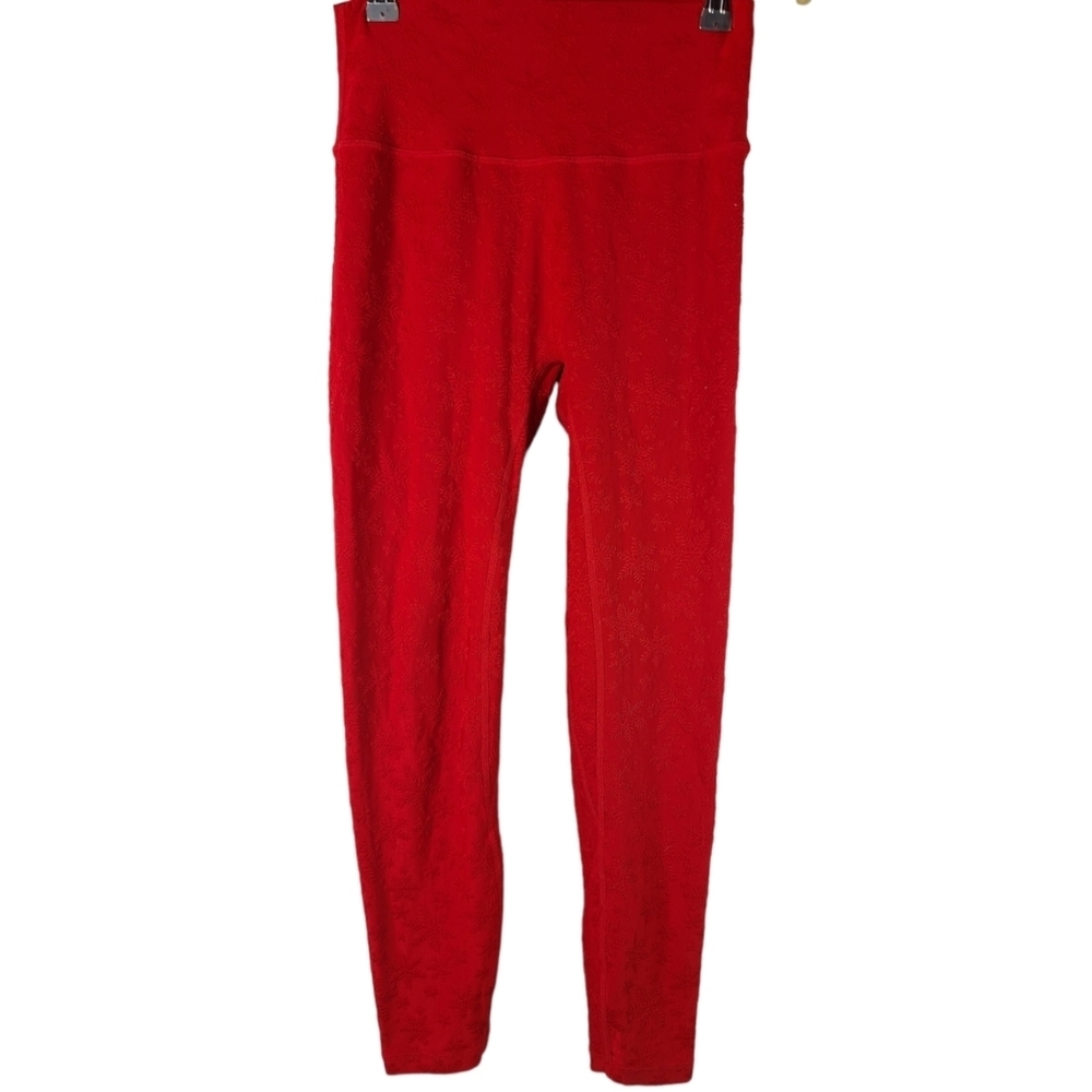 ZYIA Active limited edition red 3D texture snowflake high rise leggings-Size 6-8